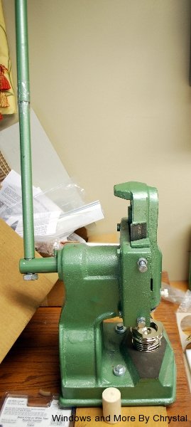 Grommet and Button maker machine