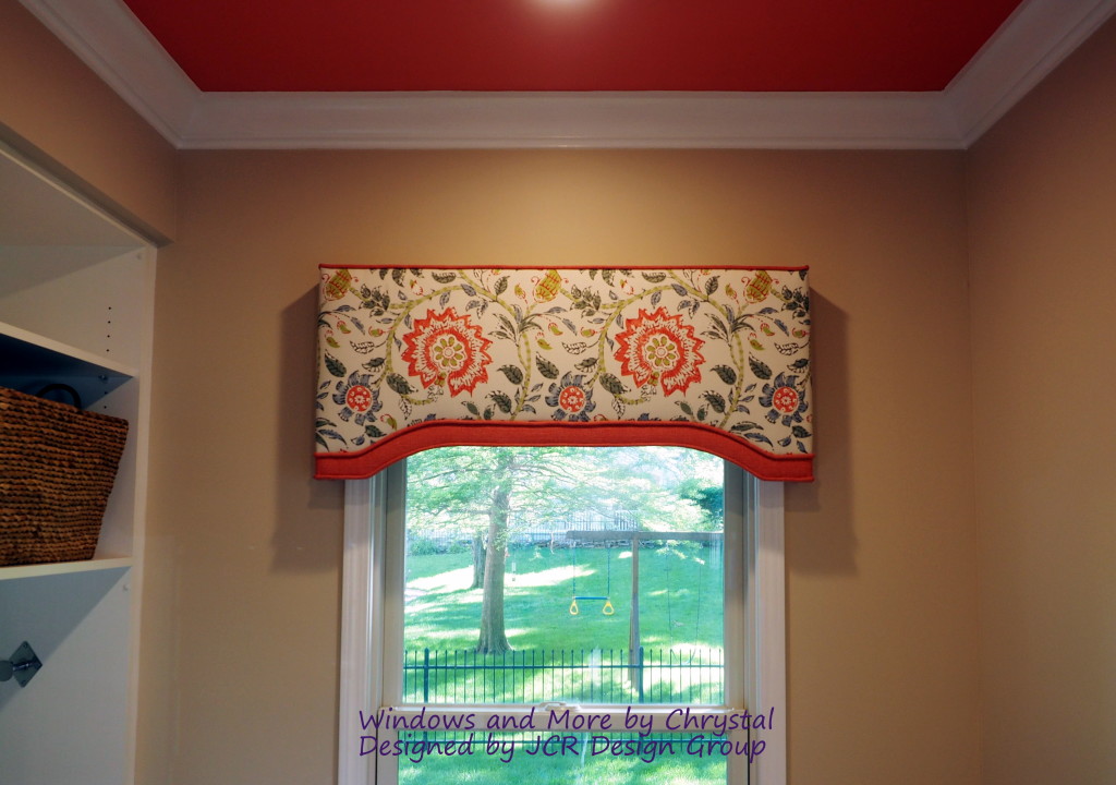 Shaped Cornice with contrast banding